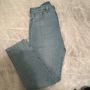 LEVIS JEANS